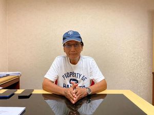 Jalan Pertobatan Akademik Prof Heru: Belajar dari Mahasiswa-Kembali ke Masyarakat Jalan Pertobatan Akademik Prof Heru: Belajar dari Mahasiswa-Kembali ke Masyarakat