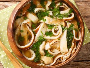 Resep Sup Telur Dadar Berbumbu Sederhana, Gurih Enak Kaldunya