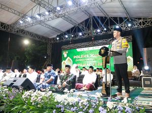 Ribuan Orang di Jombang Berselawat untuk Pilkada Aman Ribuan Orang di Jombang Berselawat untuk Pilkada Aman