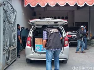Geledah 2 Kantor PD BKK Klaten soal Kredit Fiktif, Polres Sita CPU-Dokumen Geledah 2 Kantor PD BKK Klaten soal Kredit Fiktif, Polres Sita CPU-Dokumen