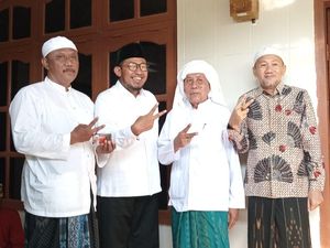Pengasuh Ponpes Mambaul Ulum Batu Ampar Dukung Achmad Fauzi & Imam Hasyim