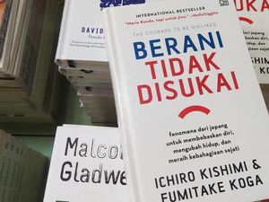 Hidup Ini Sederhana, dan Bahagia Itu Mudah Hidup Ini Sederhana, dan Bahagia Itu Mudah