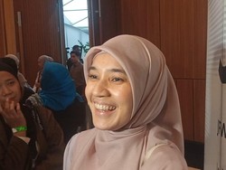 Dhini Aminarti Ungkap Sosok Suami Baru Irish Bella