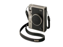 Fujifilm Rilis Instax Mini Evo Edisi Ulang Tahun