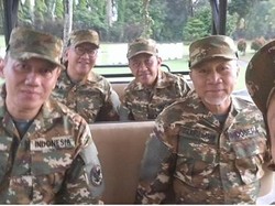 Potret Anggota Kabinet Pakai Seragam Loreng Jalani Retreat di Magelang