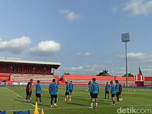 Liga 1: Arema FC Vs Persija, Singo Edan Matangkan Strategi Liga 1: Arema FC Vs Persija, Singo Edan Matangkan Strategi