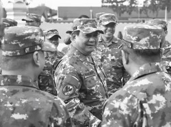 Potret Hitam Putih di IG Prabowo Saat Retreat Kabinet Merah Putih