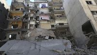 Serangan Udara Israel Hancurkan Apartemen di Lebanon
