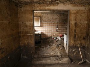 Sisa-sisa Banjir Bandang dan Tanah Longsor di Bosnia