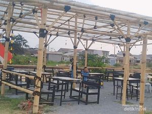 Mau Nongkrong di Warmindo Tengah Sawah? Ini Lokasinya