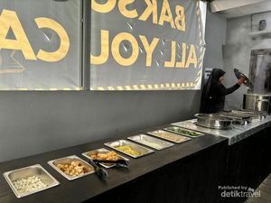 Kulineran Bakso All You Can Eat Sampai Puas di Bandung