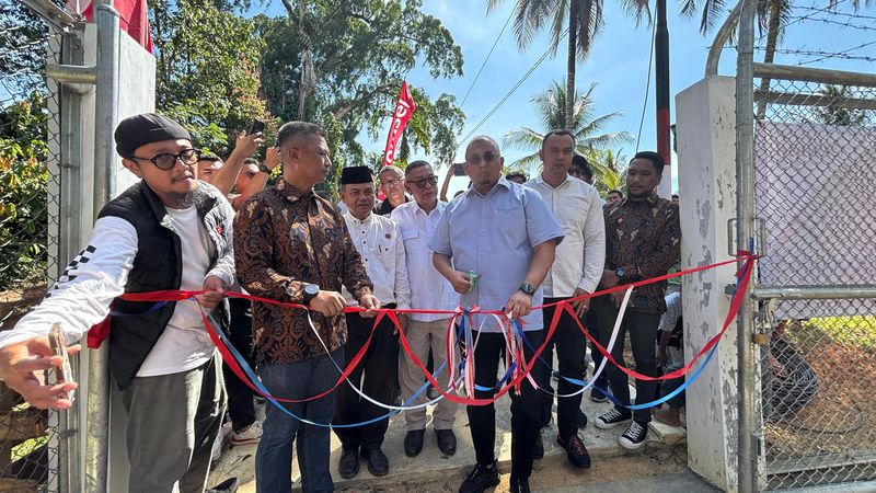 Andre Rosiade resmikan tower BTS di Nagari Paru, Sijunjung, Sumbar.