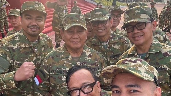 Gaya Menteri dan Wamen di Akmil Magelang Pakai Baju Loreng Hingga Safari