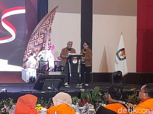 Paslon AMAN Bakal Restrukturisasi OPD Pemkot Makassar Sesuai Kabinet Prabowo Paslon AMAN Bakal Restrukturisasi OPD Pemkot Makassar Sesuai Kabinet Prabowo