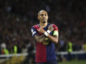 Raphinha Frustrasi saat Dilatih Xavi Raphinha Frustrasi saat Dilatih Xavi