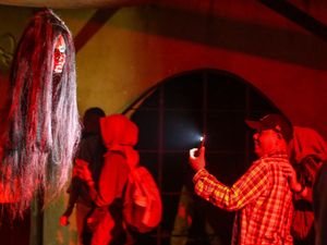 Wahana Rumah Hantu di Trans Studio Cibubur: Lokasi, Jam Buka & Harga Tiket Wahana Rumah Hantu di Trans Studio Cibubur: Lokasi, Jam Buka & Harga Tiket