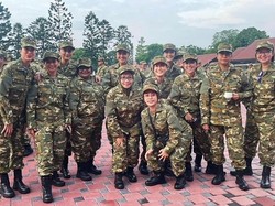 Veronica Tan Unggah Potret Srikandi Kabinet Merah Putih Berbaju Loreng