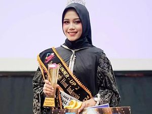 Cerita MUA Berprestasi Asal Blitar Jadi Runner Up Muslimah Hunt 2024 Cerita MUA Berprestasi Asal Blitar Jadi Runner Up Muslimah Hunt 2024