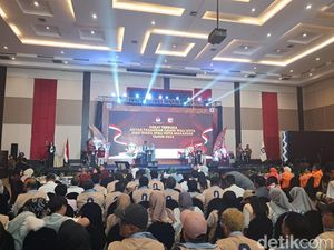 Ragam Gagasan 4 Paslon di Debat Perdana Pilwalkot Makassar Ragam Gagasan 4 Paslon di Debat Perdana Pilwalkot Makassar