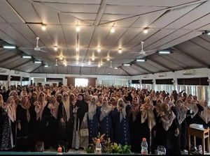 Emak-emak Se-Karesidenan Kedu Diminta Melek Politik Dukung Luthfi-Yasin