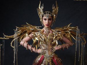 Potret Clara Shafira Pakai Natcos untuk Miss Universe, Jadi Penjaga Nusantara Potret Clara Shafira Pakai Natcos untuk Miss Universe, Jadi Penjaga Nusantara