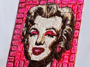 Unik! Seniman Ini Membuat Lukisan Marilyn Monroe Pakai Pastry Unik! Seniman Ini Membuat Lukisan Marilyn Monroe Pakai Pastry