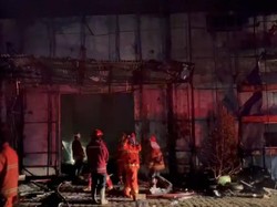 Diduga Korsleting Listrik, Kantor Televisi Lokal di Jambi Terbakar