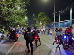 Tawuran Bawa Sajam, Balap Liar dan Pemuda Bawa Pil Koplo Diamankan di Surabaya