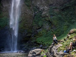 Wisata Curug Pelangi Cimahi: Lokasi, Jam Buka, HTM, hingga Fasilitasnya