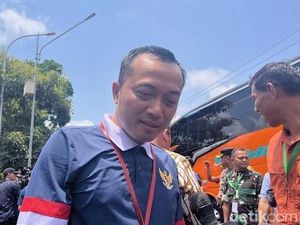 Mensesneg Prasetyo Ungkap Alasan Anggota Kabinet Pakai Baju Safari di Retreat Mensesneg Prasetyo Ungkap Alasan Anggota Kabinet Pakai Baju Safari di Retreat
