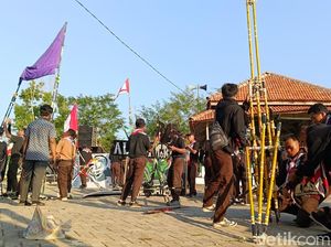 Ratusan Santri Ummul Quro Pamekasan Perkuat Ketrampilan dengan Aktif Lomba