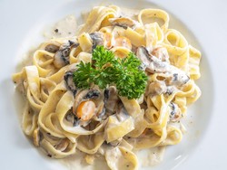 Resep Pasta Saus Jamur Creamy, Lembut Mulur Untuk Makan Malam