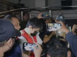 Tampang Ronald Tannur Pakai Rompi Merah Lagi Usai Vonis Bebas Dibatalkan