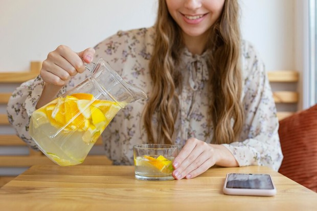 Air lemon/ Foto: Freepik/Freepik Air lemon/ Foto: Freepik/Freepik