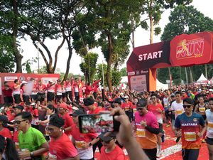 Sejarah Baru Alfamart Run 2024, Peserta Bawa Hadiah 30 Kg-Cetak Rekor MURI Sejarah Baru Alfamart Run 2024, Peserta Bawa Hadiah 30 Kg-Cetak Rekor MURI