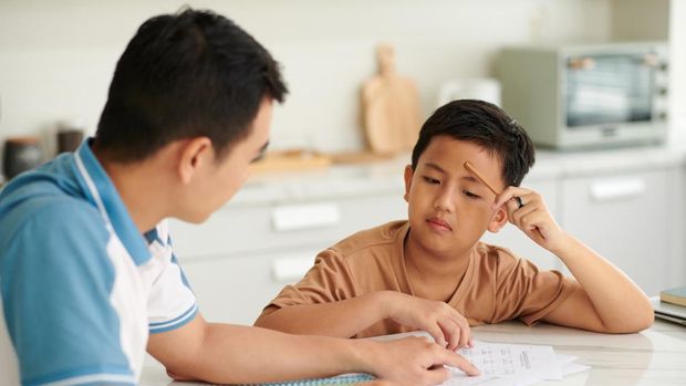 Anak belajar