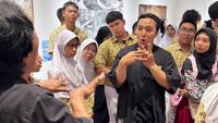 Antusias Murid Berkebutuhan Khusus Kunjungi Pameran Lukisan