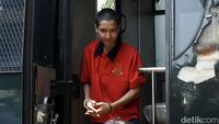 Tangan Diborgol, Armor Toreador Hadiri Sidang Perdana KDRT