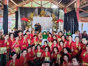 Rohmi-Firin Terima Dukungan Masyarakat Hindu Kota Mataram Rohmi-Firin Terima Dukungan Masyarakat Hindu Kota Mataram