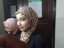 Cut Intan Nabila Cari Waktu Pas Ajukan Gugat Cerai Armor