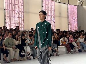 Perasaan Devon Kei Enzo Tampil di Jakarta Fashion Week 2025 Perasaan Devon Kei Enzo Tampil di Jakarta Fashion Week 2025