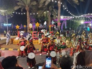Video: Pertunjukkan Budaya hingga Kuliner Indonesia di Riyadh Video: Pertunjukkan Budaya hingga Kuliner Indonesia di Riyadh