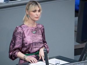 Jerman Akan Legalkan UU Hak Transgender, Apa Pengaruhnya?