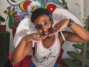 YouTuber Ini Dihajar Warga Korsel karena Cium Patung Korban Jajahan Jepang YouTuber Ini Dihajar Warga Korsel karena Cium Patung Korban Jajahan Jepang