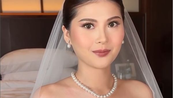 Inspirasi Makeup Rosewood Mitzi Abigail Saat Dinikahi Anthony Ginting