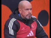 Meme MU Makin Terpuruk, Tetap Pertahankan Erik ten Hag?