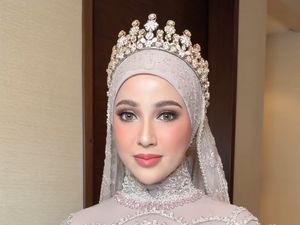 8 Foto Cantiknya Miskah, Kakak Ipar Fadil Jaidi yang Dimasukkan ke Kandang 8 Foto Cantiknya Miskah, Kakak Ipar Fadil Jaidi yang Dimasukkan ke Kandang