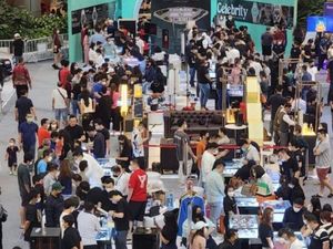 Berburu Barang Mewah tapi Bekas di Jakarta Utara