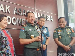 Panglima TNI Terus Pantau Situasi Keamanan Jelang Coblosan Pilkada 2024