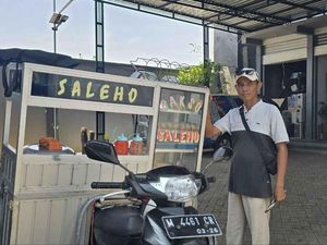 Cerita Pedagang Bakso Andalkan JKN untuk Pengobatan Mata Anaknya
